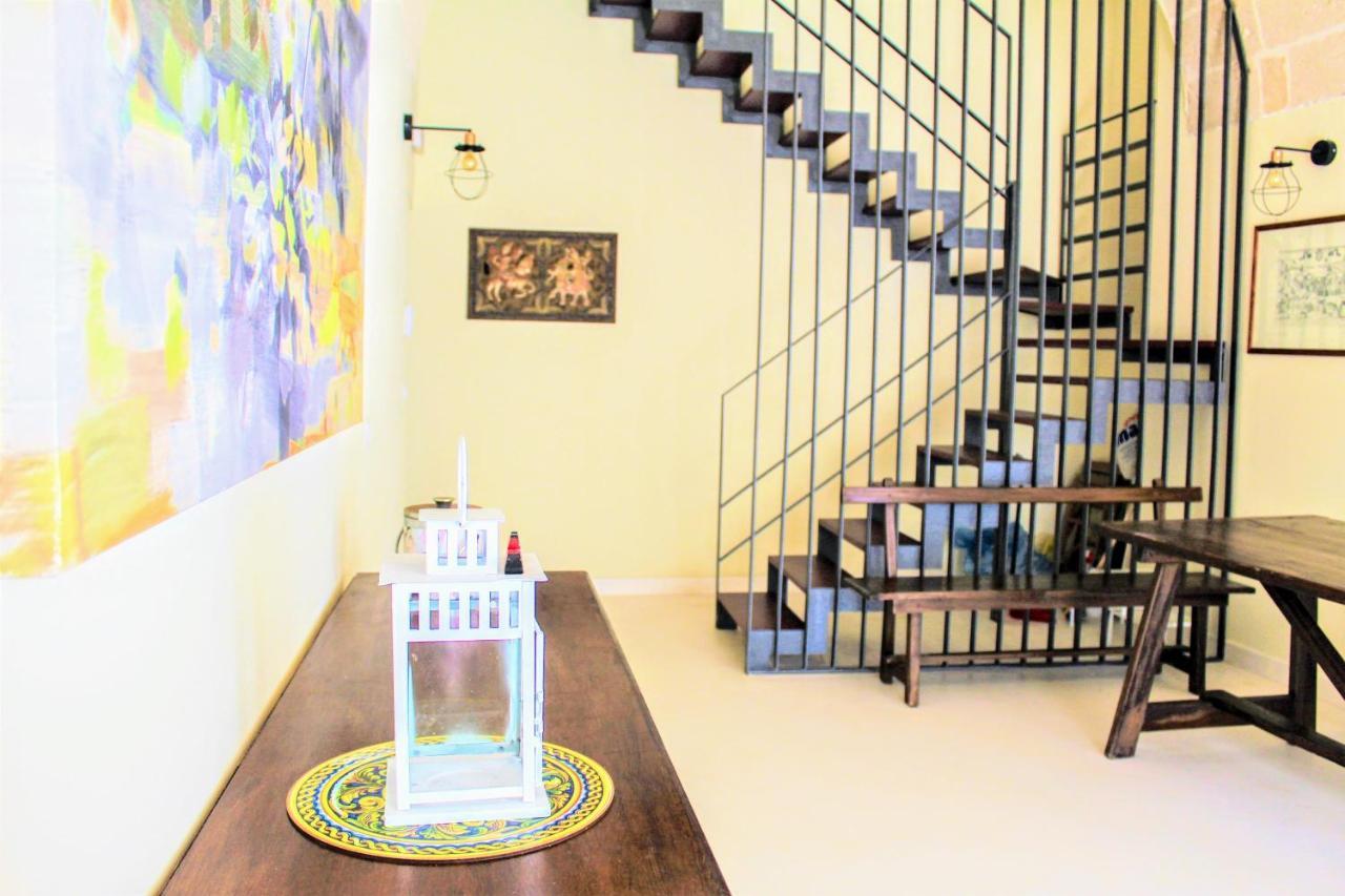 Dimora Vico Dei Nohi Bed & Breakfast Lecce Ngoại thất bức ảnh